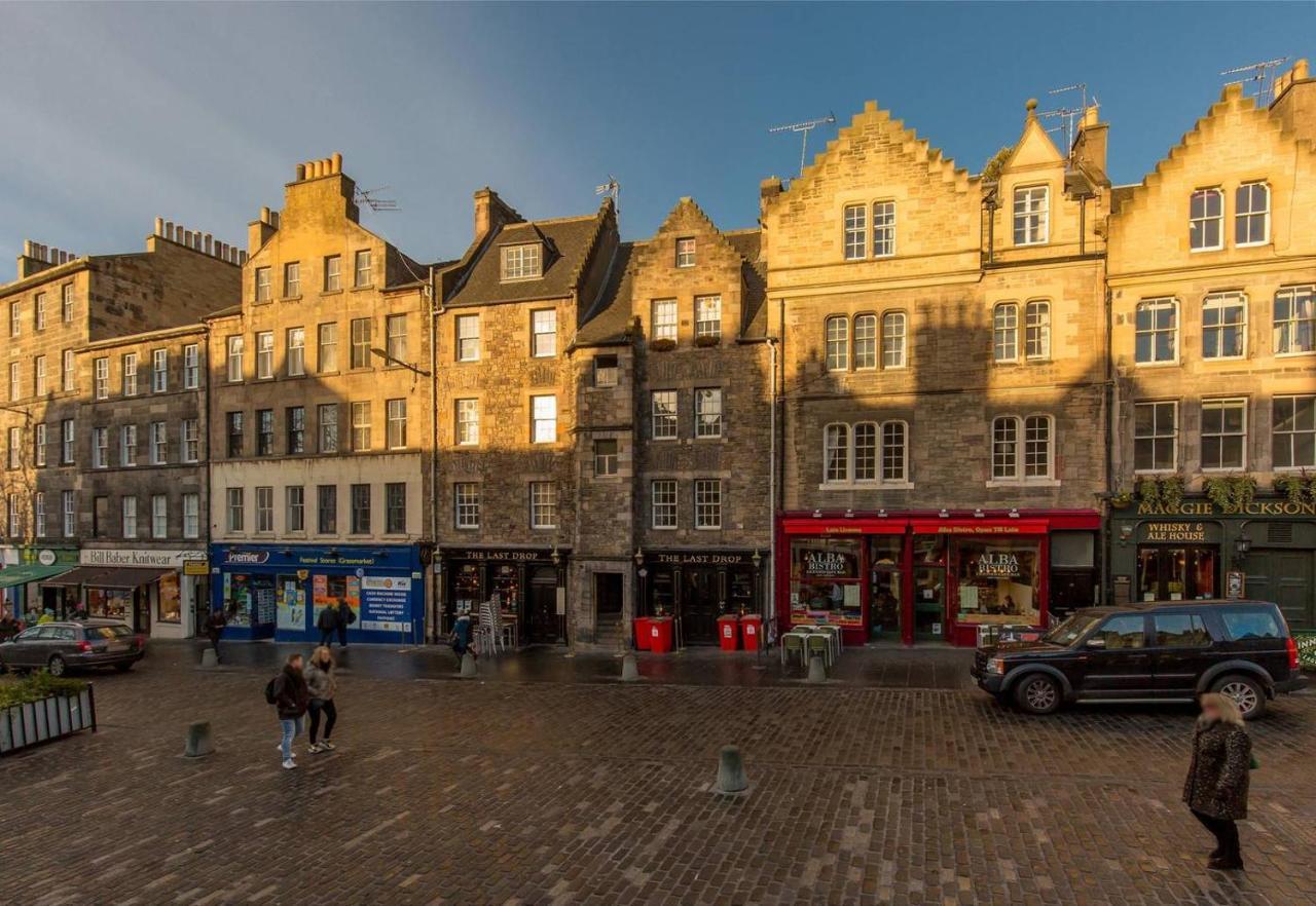 Altido Unique & Stylish Grassmarket Apt - Close To Castle Edimburgo Habitación foto